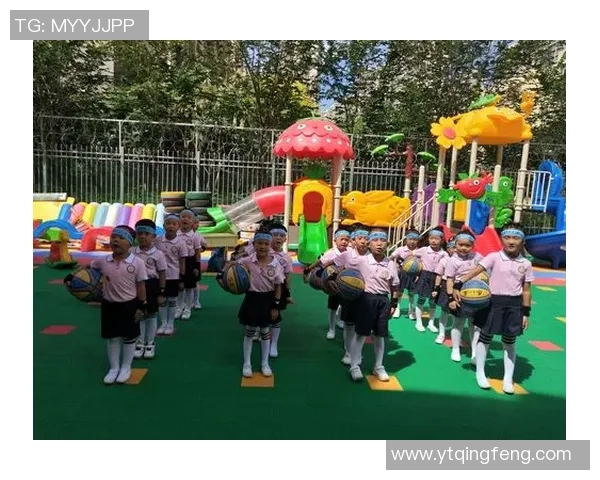幼儿园篮球操队形变换活动提升孩子们的团队协作与运动能力